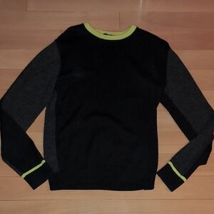 Solid Men's Black and Gray Crewneck Sweater with Green Trim
